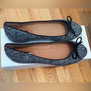 Nordstrom Black and Gray Boucle Flats